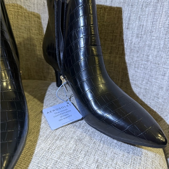 NWT AEROSOLES Women’s Edith Short Boot in Black Croco Size 9 - Picture 5 of 8